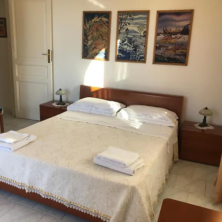 公寓 Casa Rando Mary's House 陶尔米纳