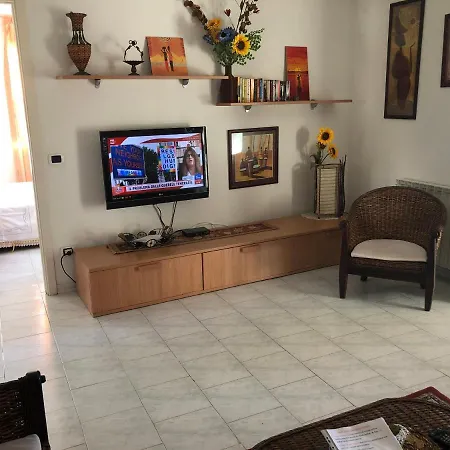 公寓 Casa Rando Mary's House *