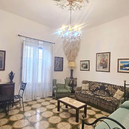 公寓 Casa Rando Mary's House *